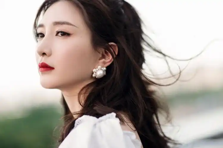 江疏影 - 堆糖,美图壁纸兴趣社区