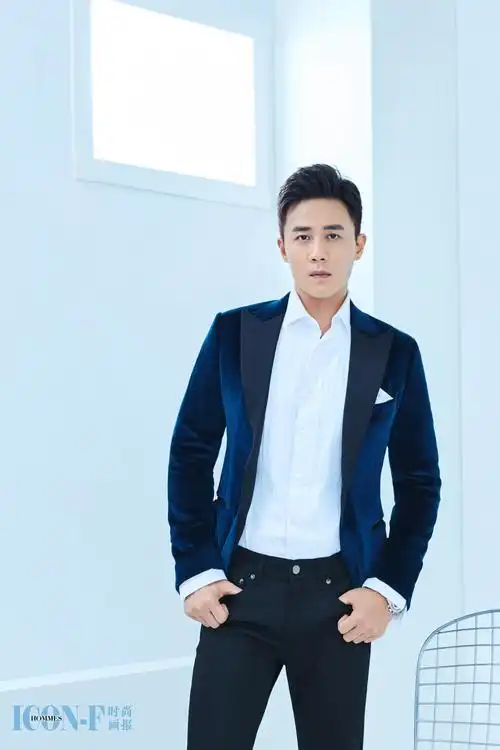 p>杜淳,1981年5月22日生于河北省保定市,中国内地男演员,2003年毕业