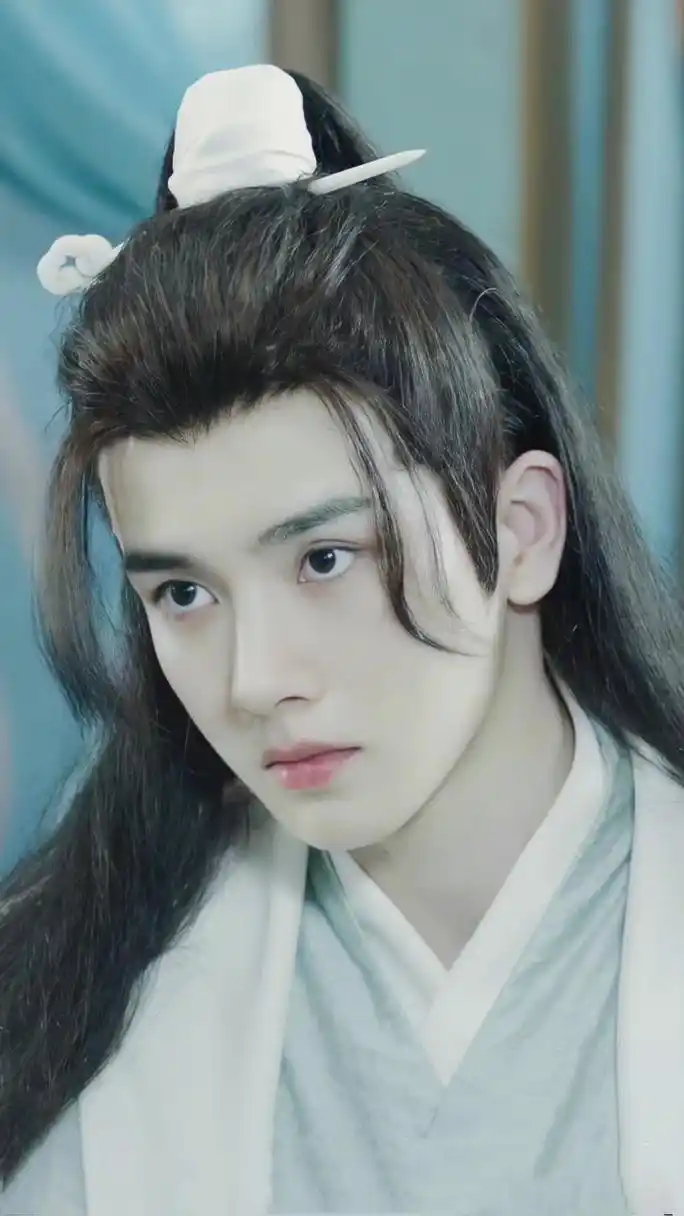 这才是现在古装小鲜肉该有的样子,帅气养眼