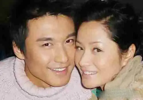 重感情的包海青非常珍惜这段初恋,所以分手后他没有再找男友,为了感情