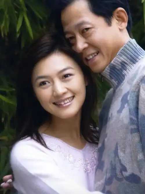 王志文问江珊:"戏里演了20年的夫妻,你对我就没有感觉吗?