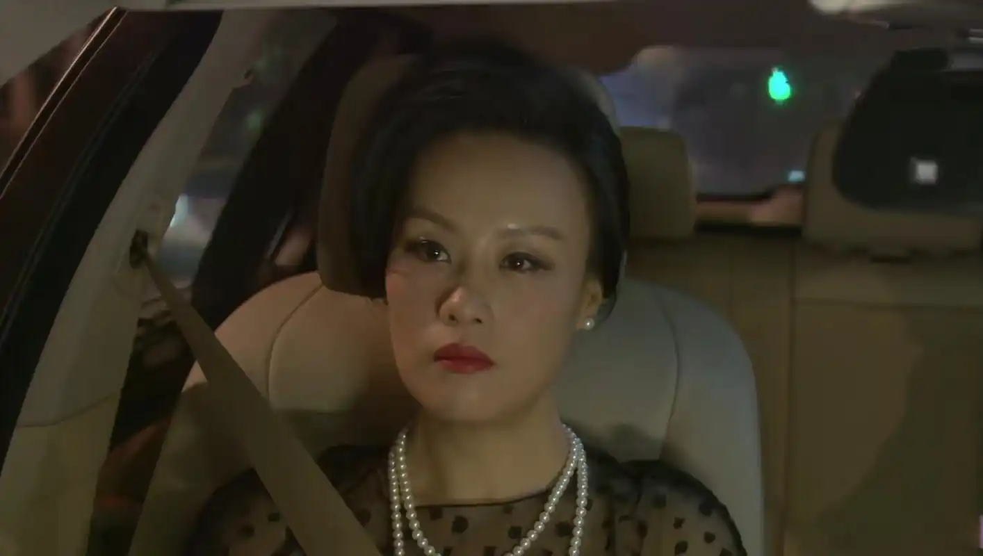 小辽剧好看##电视剧辣妈正传在辽宁卫视开播#02邬君梅提起要选主编