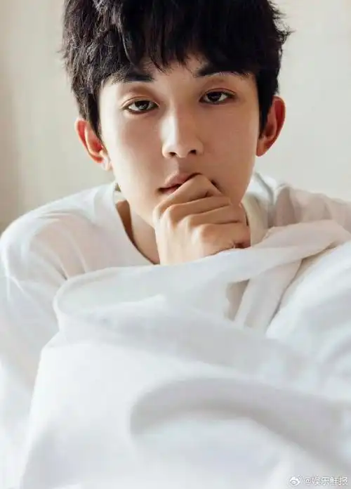 郭俊辰喜提两大桶山西老陈醋##山西粉丝送郭俊辰的醋也太大桶了