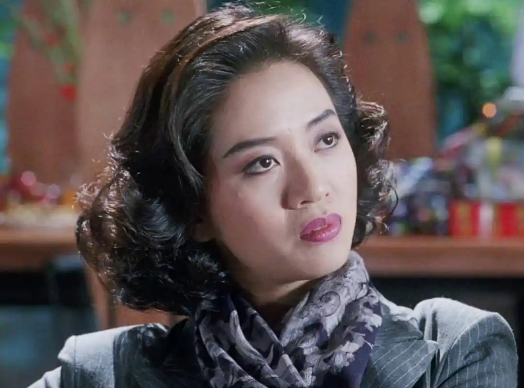 电影《梅艳芳》唯美上映 芳华绝代一生未嫁将毕生献给舞台_梅姐