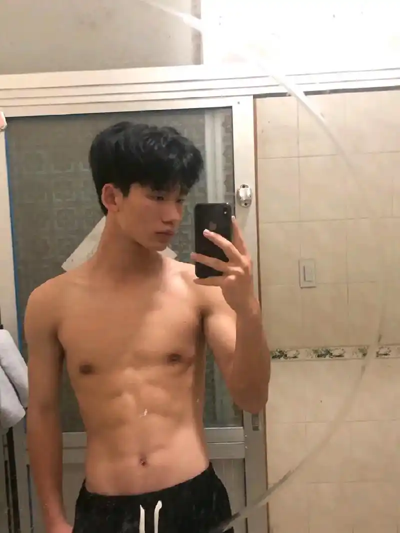 04 #男高中生 #腹肌 #fyp 别再靠近我 然后丢弃我 - 抖音