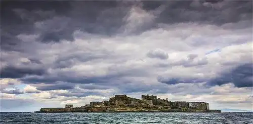 世界最"恐怖"岛屿,人口密度超越东京,离中国不远!