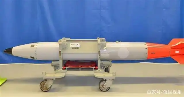 美数量最多核武器达3000多枚,难道美还有飞到别人头顶扔核弹想法