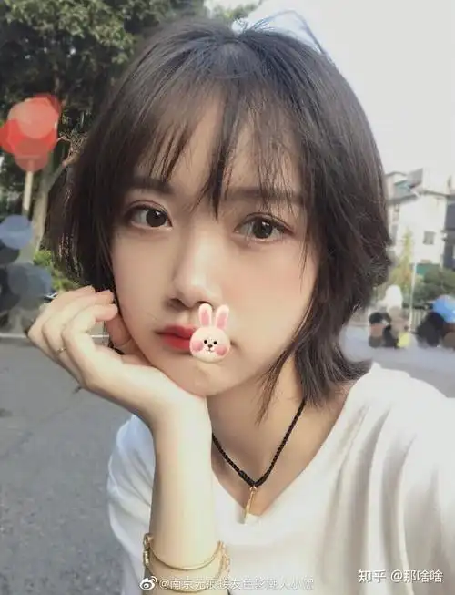 女生能剪哪些很有少年感的酷酷的短发? - 知乎