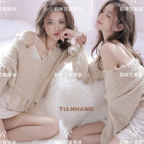 23写真主题破洞毛衣时尚小清新日系少女艺术形象照室内拍照摄影服