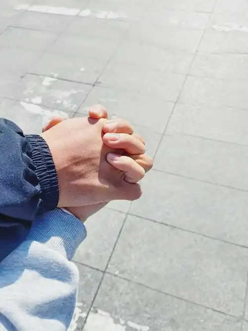 等我下班的你,一起牵手出去玩的你,一起回家的你,一切都是最深 - 抖音