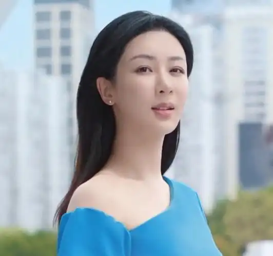 最新代言曝光鼻孔一大一小,被吐槽像医美广告_腾讯新闻