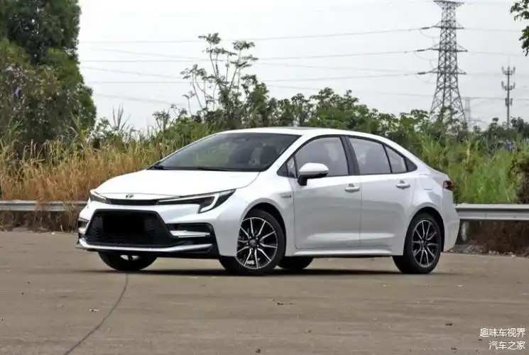 丰田雷凌迎来全新换代配置升级更豪华综合油耗不到6l