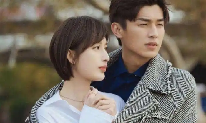 杨旭文的后台有多硬?曾身陷任娇命案,今被曝与张俪在车内拥吻