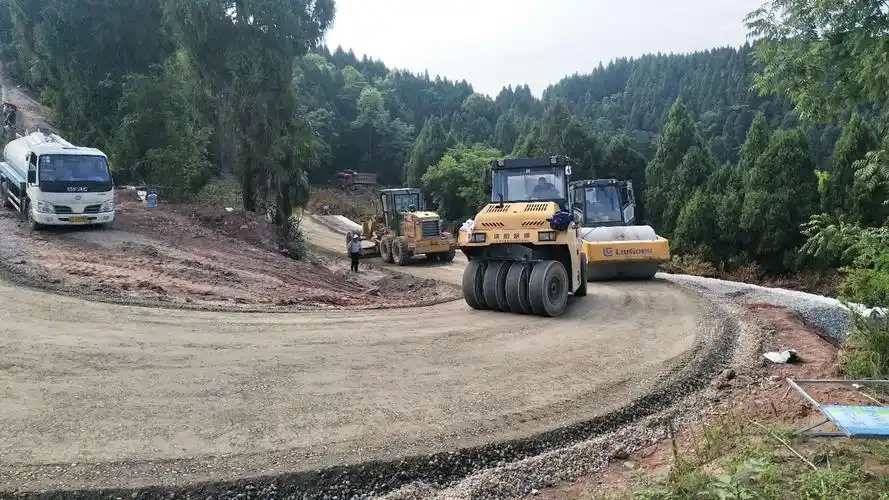 水稳料 - 水泥稳定碎石层 - 简阳市君晟睿混凝土有限公司