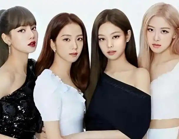 lisa是韩国女团blackpink的成员之一,以舞蹈和饶舌而闻名.