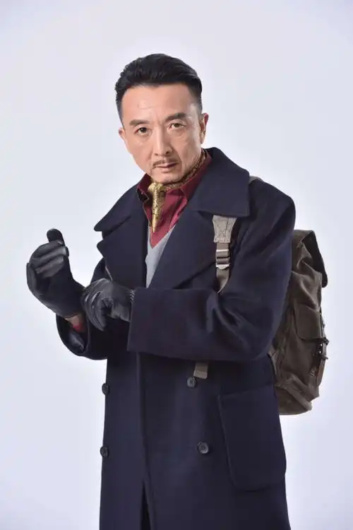 《鬼吹灯之昆仑神宫》再探冒险秘境,刘波饰演富商"明叔"