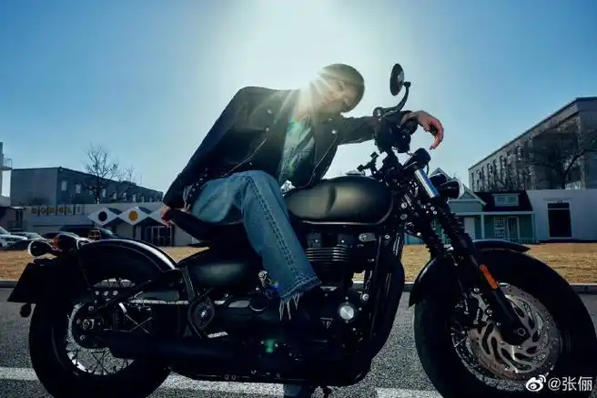 张俪的短发##张俪机车大片