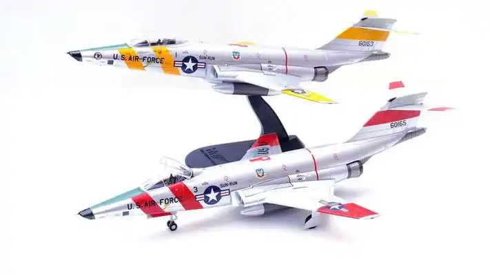 rf-101c巫毒战术侦察机"日驰"行动合金成品模型开箱测评