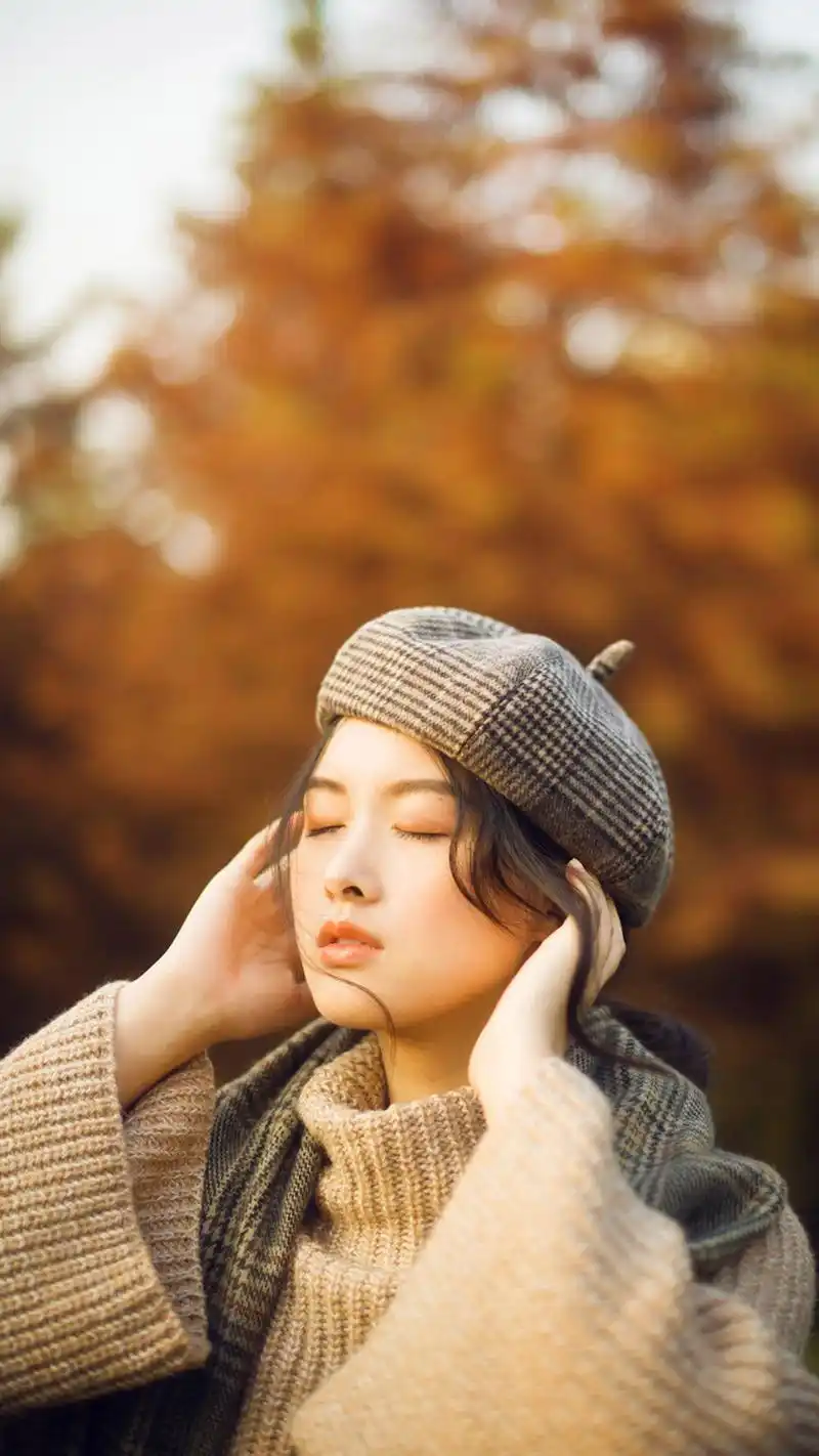 日系美女文艺复古风户外迷人写真手机壁纸