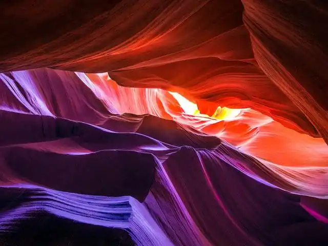 美国著名羚羊峡谷,神奇的自然景观手机壁纸下载(3)