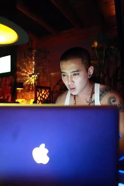 李桢航的相册2011