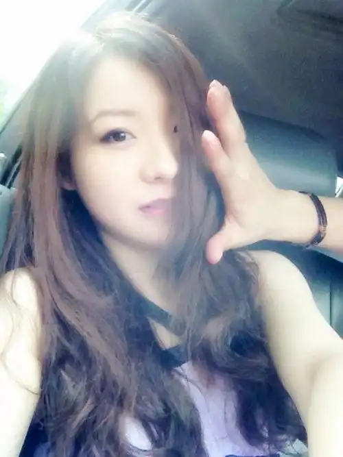 dota2小飞机生下女儿越来越多电竞女主播步入中年