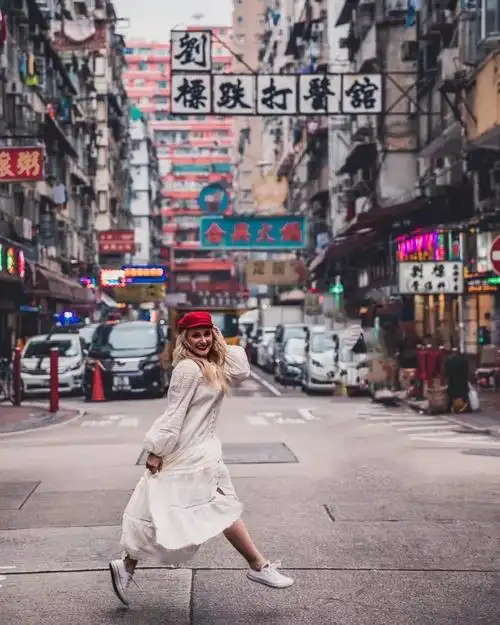 为什么别人的照片都没有路人?