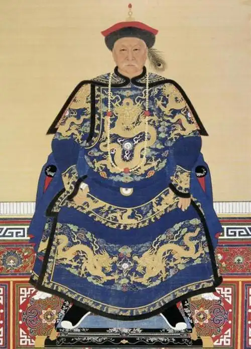 鳌拜与遏必隆的女儿都是嫡出,为何康熙选庶出的索尼孙女为皇后