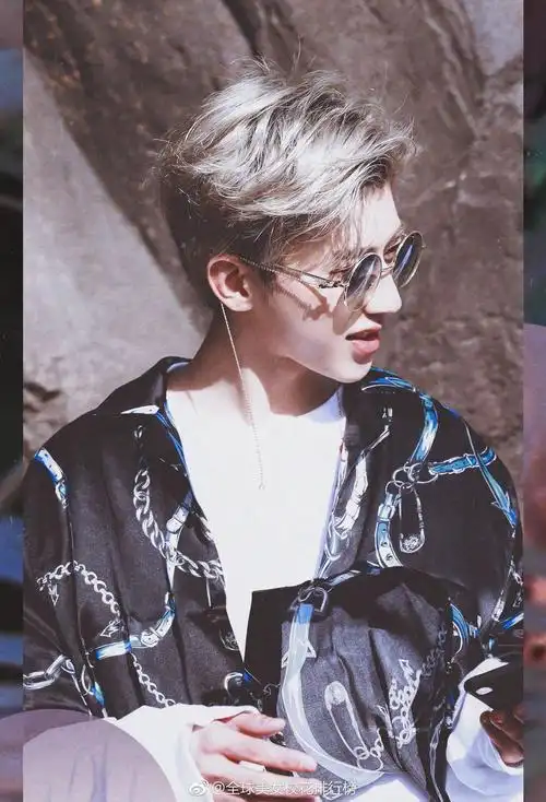 蔡徐坤侧颜杀,有没有撩到你