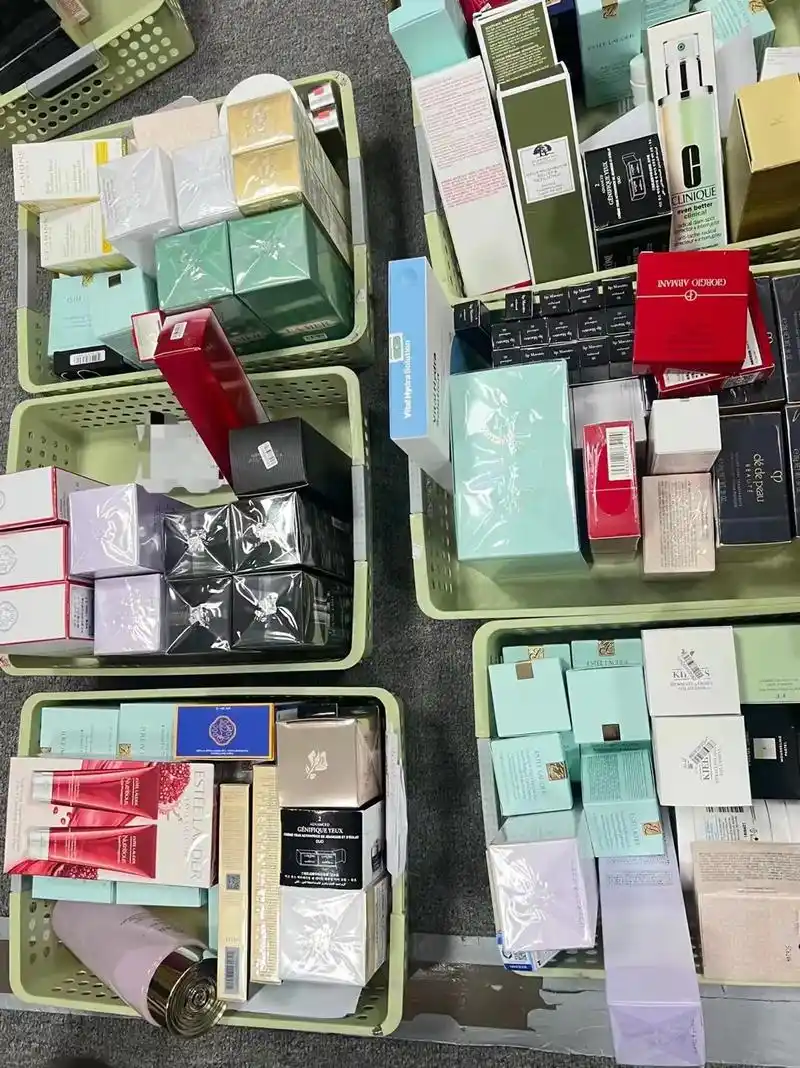 明通化妆品批发城实力店家