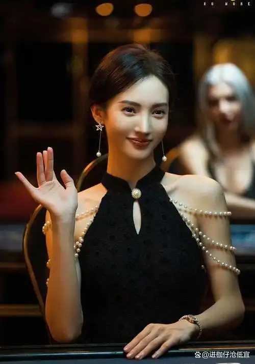 那个时候的金晨是唐人影视经纪公司的,解约的时候产生了纠纷,在这之后