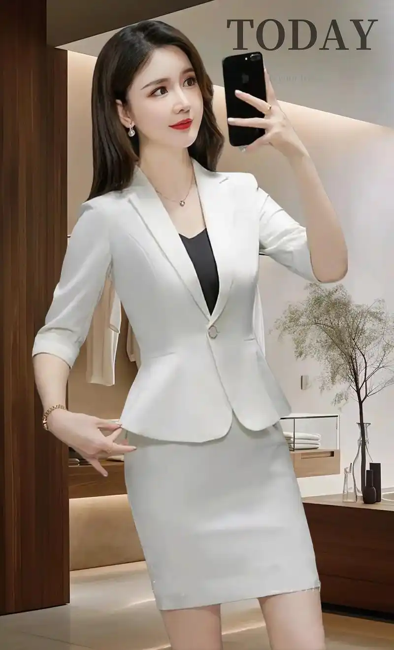高端职业装套装女夏季短袖西装套裙美容师酒店前台