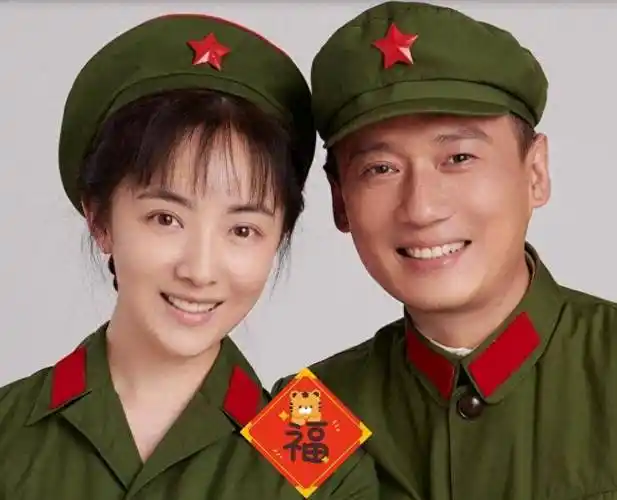 著名演员徐洪浩:比妻子大10岁,戏里演父女,戏外恩爱幸福惹人羡_刘晓洁