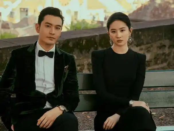 刘亦菲拍戏不幸溺水差点身亡!黄晓明跳瀑布救人,时隔18年被曝光