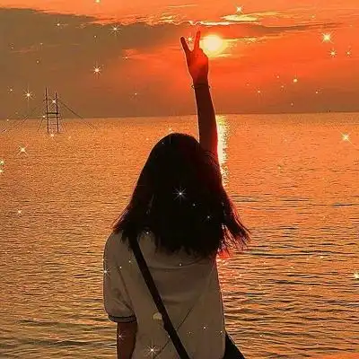 可爱女生头像真人背影夕阳