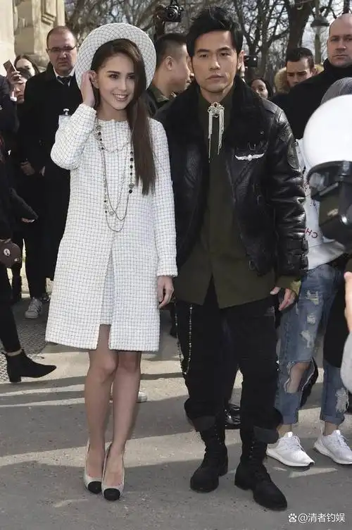 豪掷十几亿投资娇妻!今送女儿去澳贵族学校,周杰伦惨遭网友吐槽