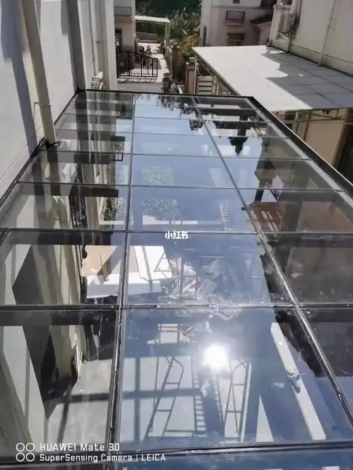 铝合金玻璃雨棚