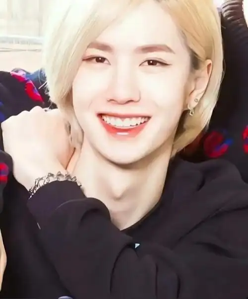 王一博出道九周年 #酷盖 #博君一肖 真快,小宝都出道9周 - 抖音