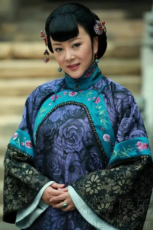 梁丽重装出阵再出山 饰演李修贤的霸王娇妻(组.