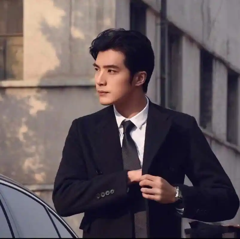 贺军翔97谁当年没有被阿猛惊艳到啊 图片来源:贺军翔超话