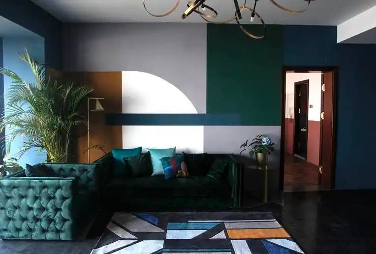 用色彩表达情绪的暮蓝屿民宿