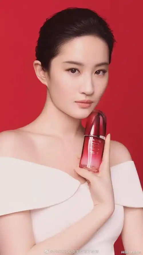 刘亦菲成资生堂代言人刘亦菲的脸代言任何化妆品都有说服力