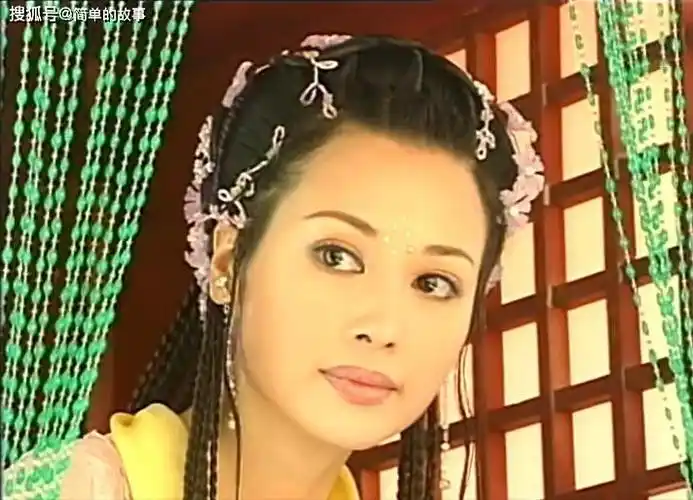 当年《西游记》就觉得她漂亮,气质演技好,可惜出道23年没红起来_邓英