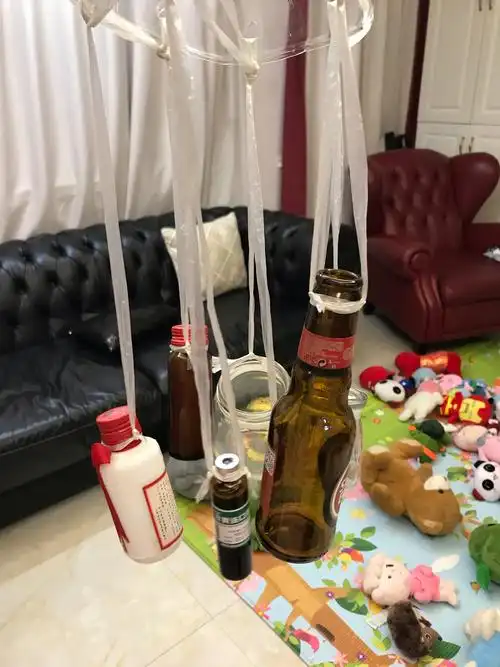 黄正浩自制乐器展示