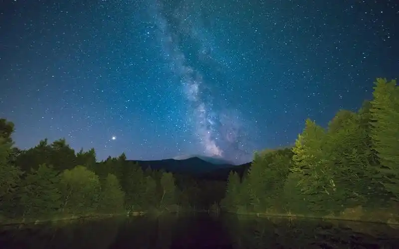 群星璀璨的唯美星空意境