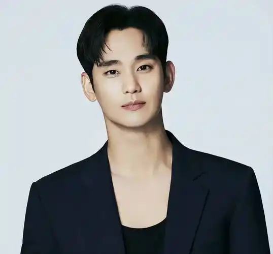 金秀贤早期行为惹争议,扬言人生目标是金钱和女人,还曾歧视亚裔