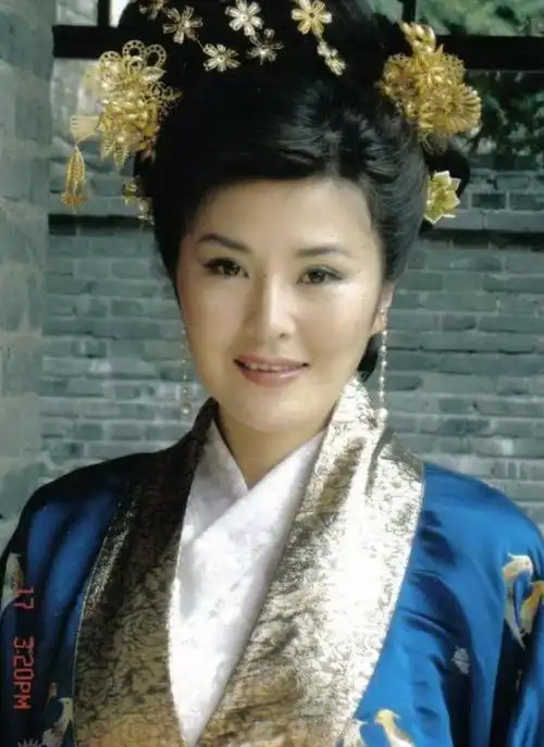 她出生于文艺世家, 没结婚演多年恶婆婆, 如今姐姐名气比她大