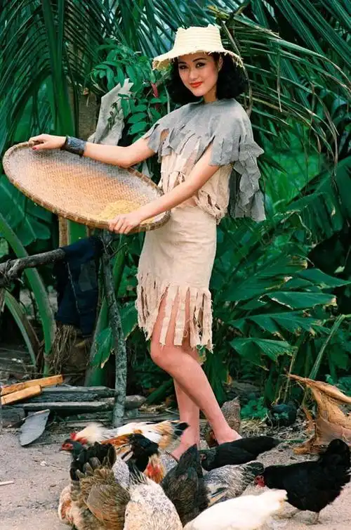 一组90年代流行的美女挂历,让童年的我们看着脸红心跳