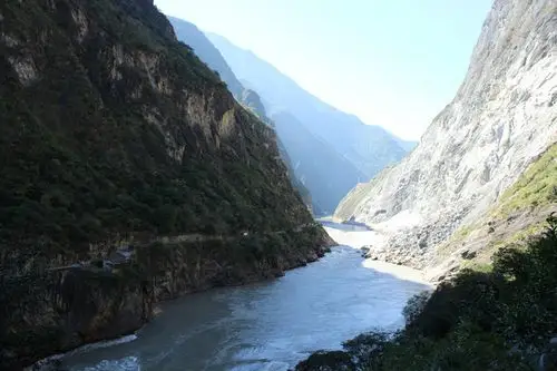 一个人的云南之旅,孤单的旅行愈渐温暖,驴友至上!