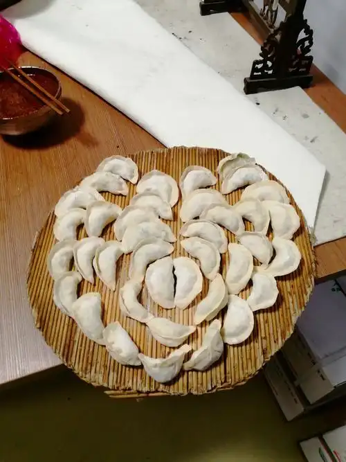 爱心饺子想吃的都来吧!